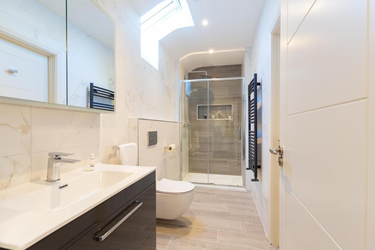 Queens Brook Apartment Navan Exteriér fotografie